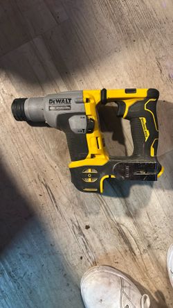 Dewalt DCH172 Atomic Rotary Hammer