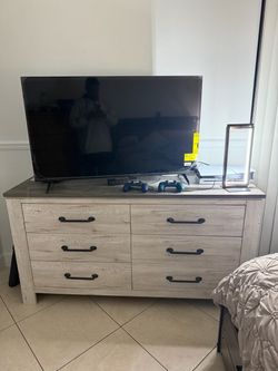 6 Drawer Dresser