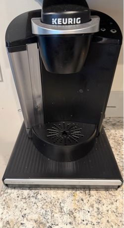 Keurig Coffee Maker with Mind Reader Pod Drawer