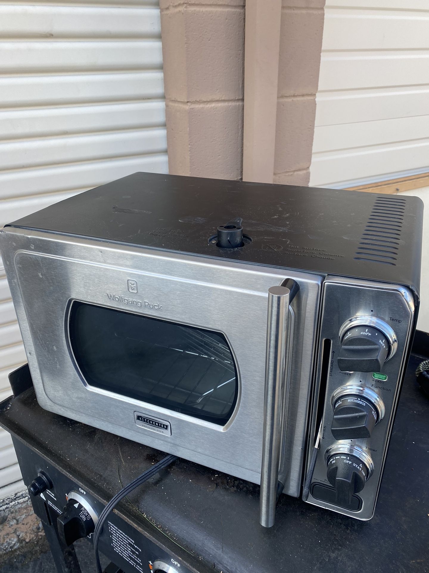 Wolfgang Puck Kitchentek Pressure Oven Model # BROR1000-A2