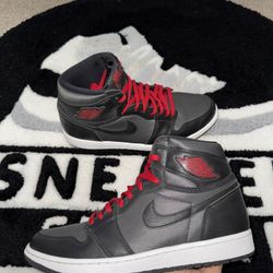 Air Jordan 1 Retro OG High Black Gym Red (Size 11)