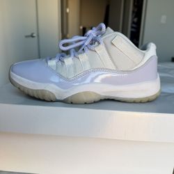 AIR JORDAN 11 RETRO LOW
