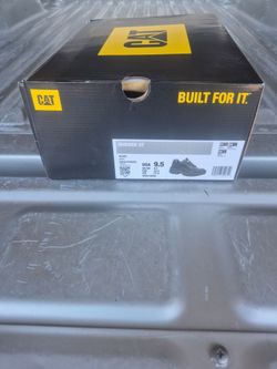 MENS STEEL TOE SHOES IN BOX
