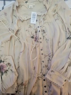 Nwt Torrid Festi collection blouse size 3x