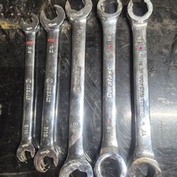 Wrenches Different Sizes