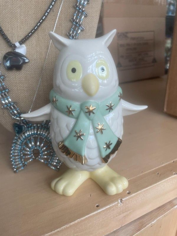 Lenox Owl Head Bobber