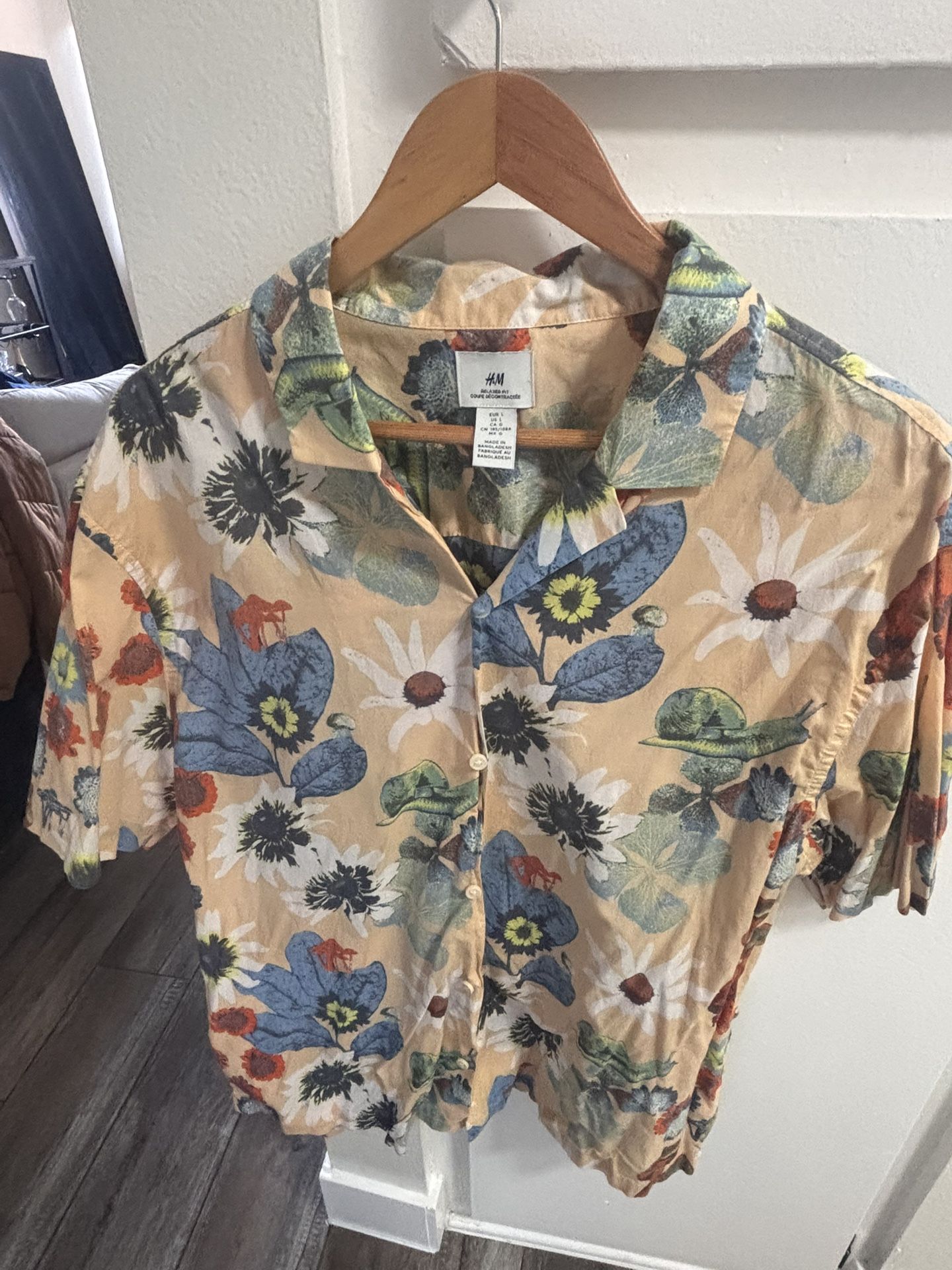 H&M summer shirt .