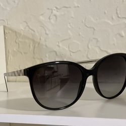 Burberry Sunglasses 