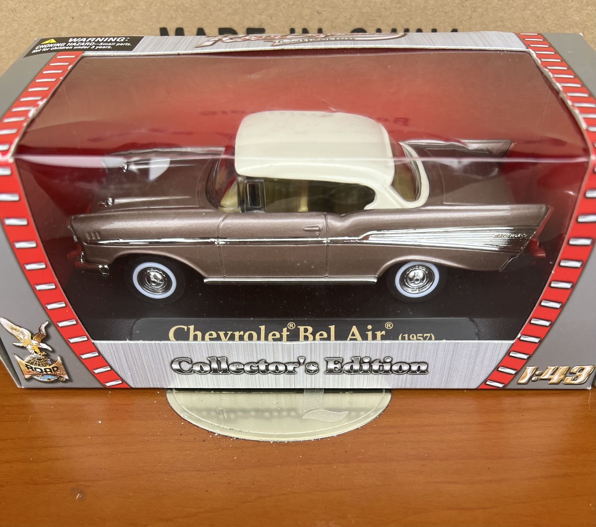 Chevrolet Belair 1:43 road signature Model 1957