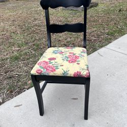 Reconditioned Vintage Farmhouse Accent Desk Chair 