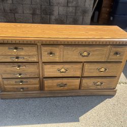8 drawer dresser 