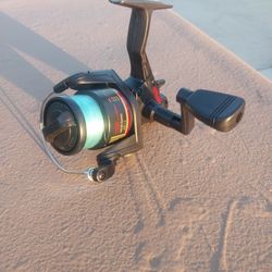 Eagle Claw Fishing Reel Brand New