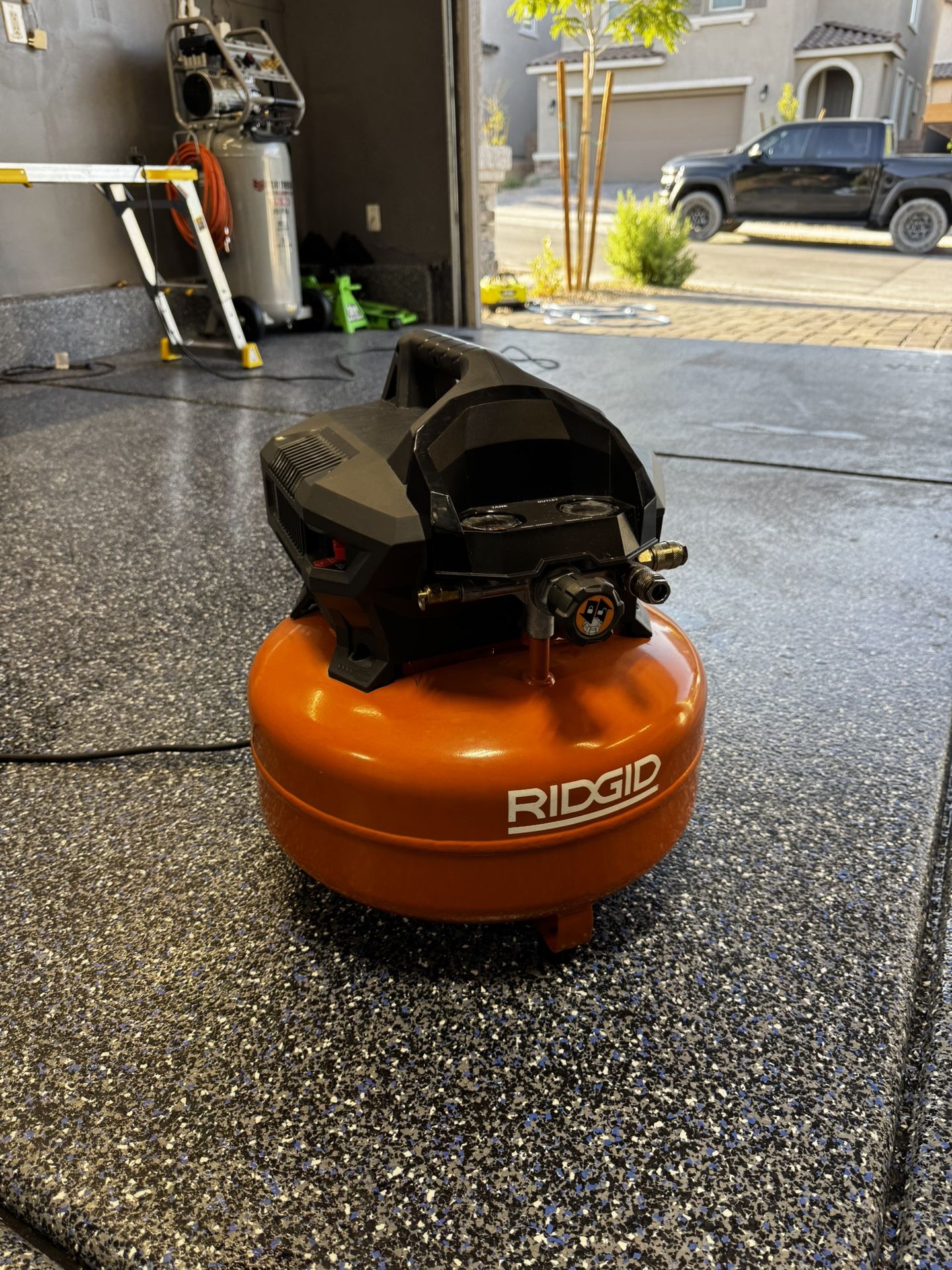 Rigid 6 Gallon Air Compressor 150psi
