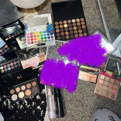 Eyeshadow Palettes Brand New Or Used Once 