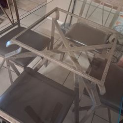 Vendo Bonito Comedor De 4 Sillas 