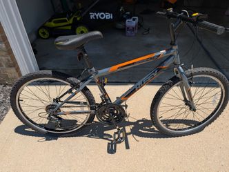 Boys 24 inch Huffy Bicycle