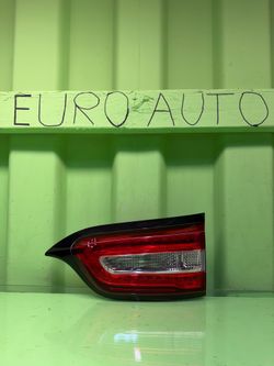 2014 2015 1016 2017 2018 JEEP CHEROKEE Right Passenger Side Trunk Lid / Inner Tail Light OEM