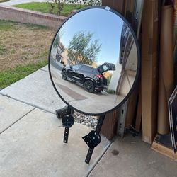 Round Store Mirror