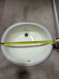 Kohler Caxton K2211CB (19/16) Undermount Vitreous China Bathroom Sink. No Box.
