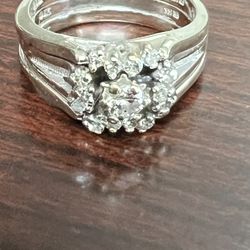 14 Karat White Gold Diamond Ring Size 6