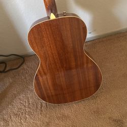 Acoustic/electric Fender Guitar