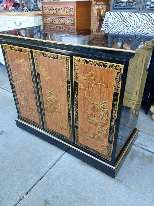 Vintage Drexel Antique