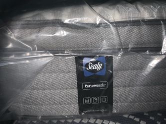 Brand new pillow top queen size mattress