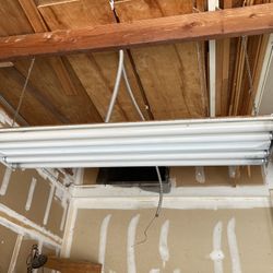 Big fluorescent Shop light