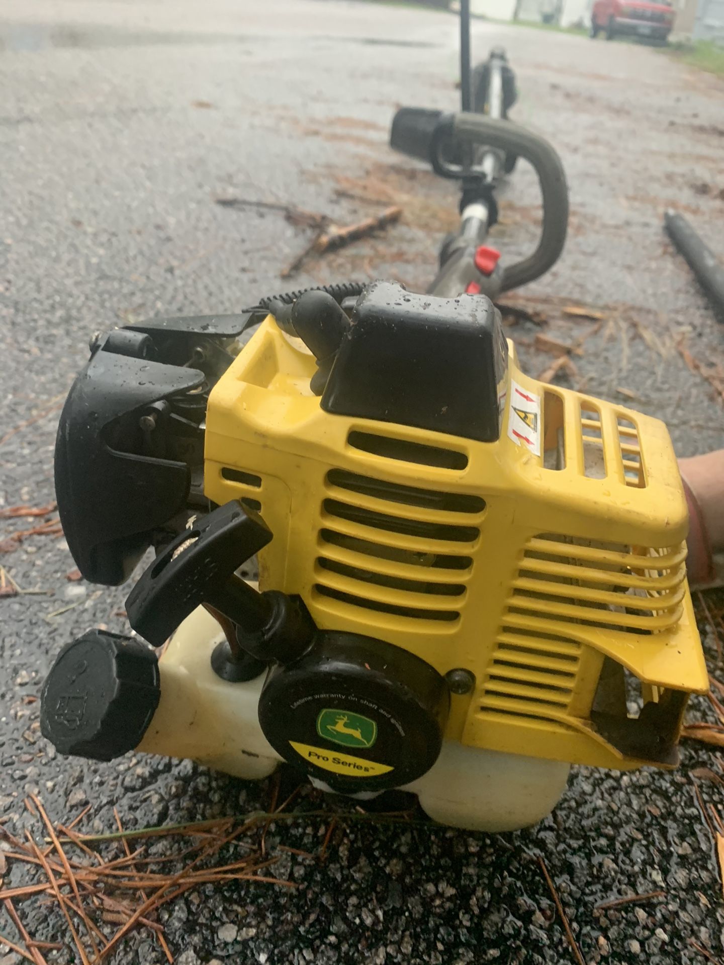 John Deere weed eater with pole saw attachment for Sale in Williamsburg