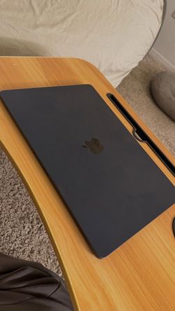2025 MacBook Air 15” M4 – 16GB / 512GB