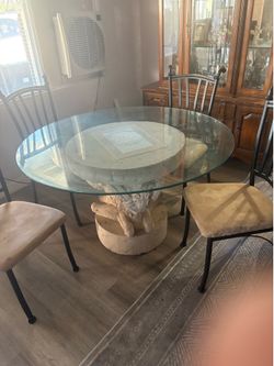 Nice Dinning table