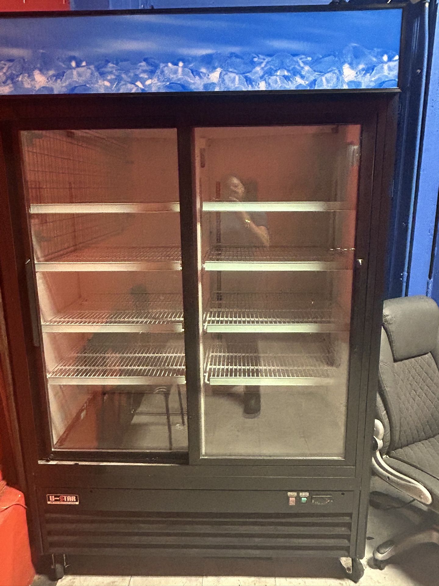 $1,600 Convenience store 2 Door Refrigerator