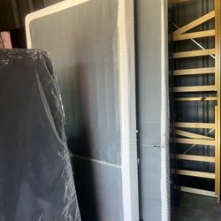 2 Twin Box Spring Metal 