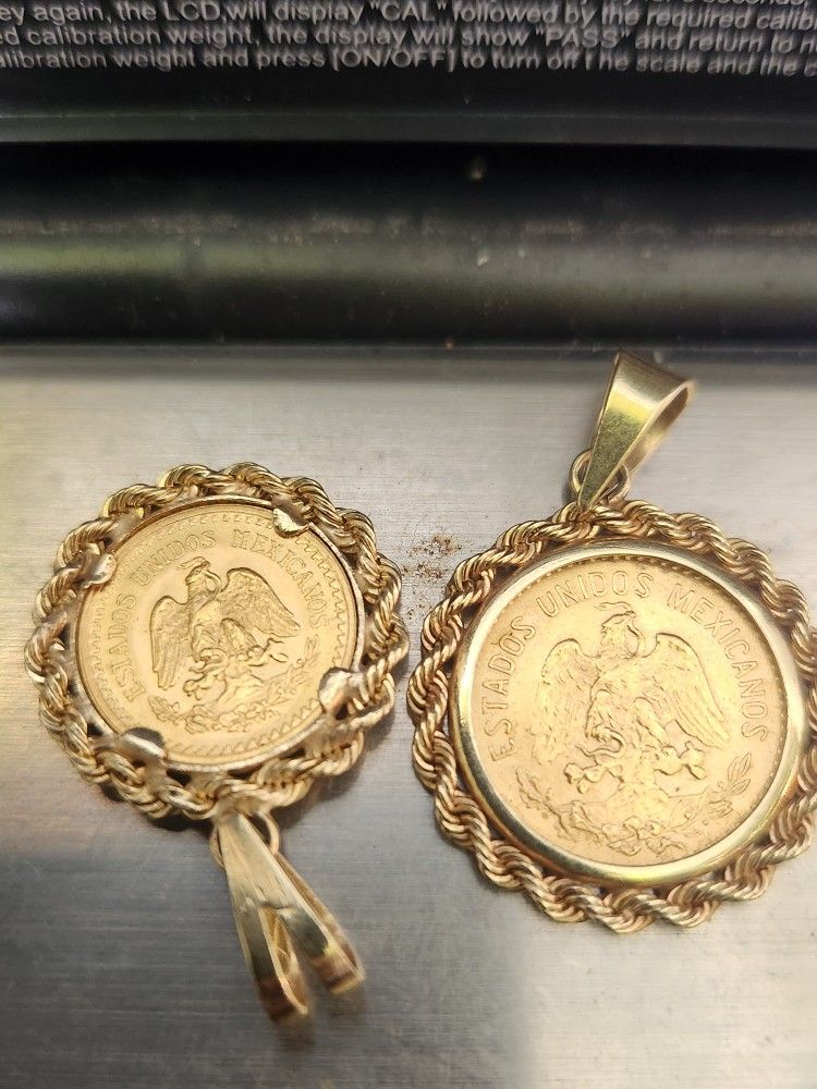 2pesos Y Medio Y 5 Pesos Moneda De Oro 22k Con Bezel 14k