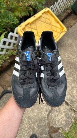 Samba shoes
