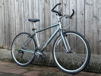 19" Trek Gary Fisher Monona Hybrid Commuter Bike - 24 Speed - Shimano