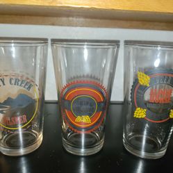 Home Pubs Select 16 oz. Pint Glasses 3 piece set! Brand New! 