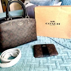 COACH BAG NEW BROWN WITH STRAP AND WALLET