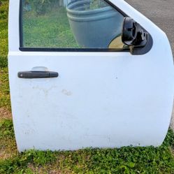 2007-2011 Chevrolet Silverado 2500 Right Front Door Manual Window