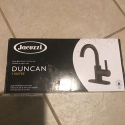 Jacuzzi Duncan