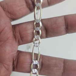 14K Men’s Solid Chain 25..In Length 