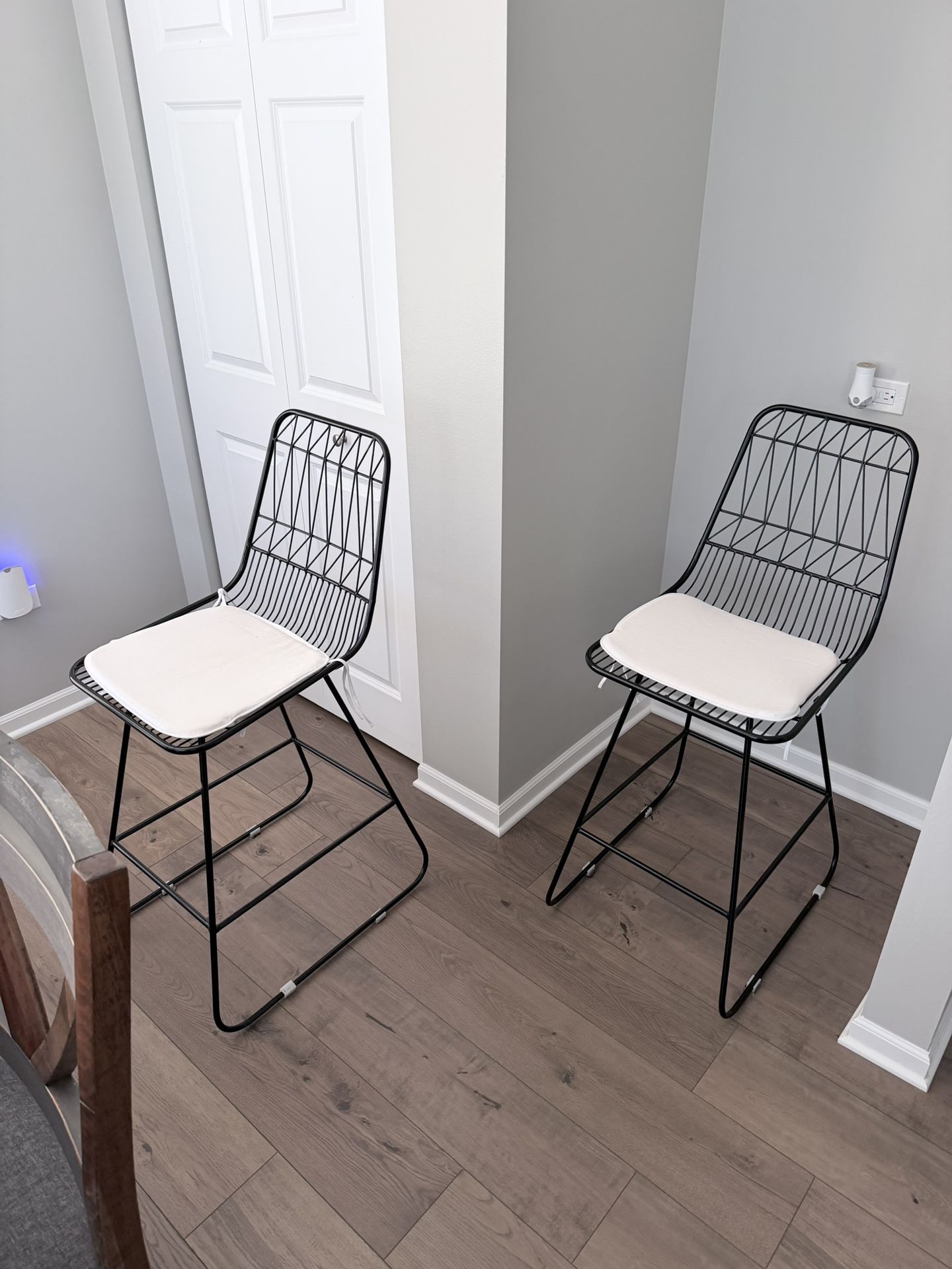 Black Frame Counter Height Stools