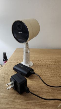 simply safe outside camera with night vision