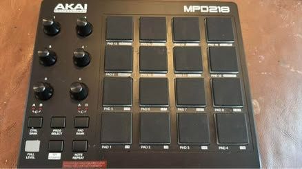 ππ΅ Akai Professional MPD218 β MIDI Pad Controller π΅ π
