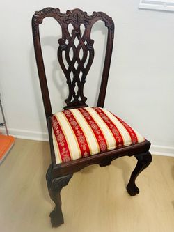 Vintage style Accent chair