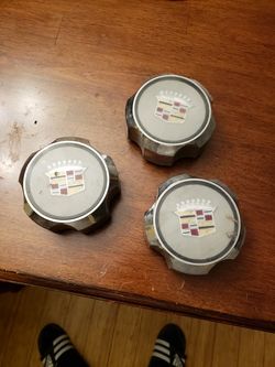 Original 1983 Cadillac center cap