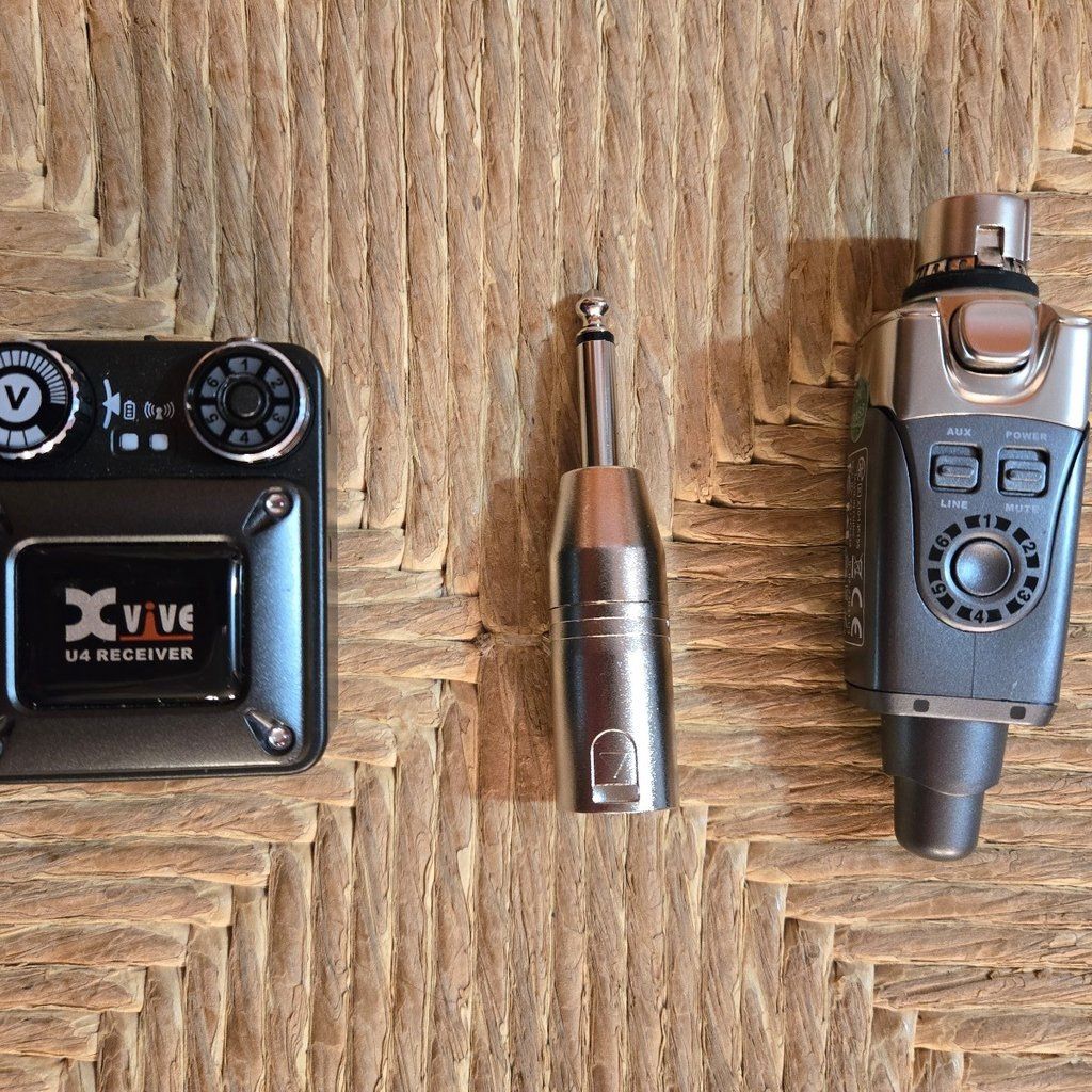 XVIVE U4 Wireless IEM SYSTEM