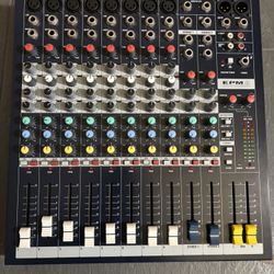 Soundcraft Mixer 