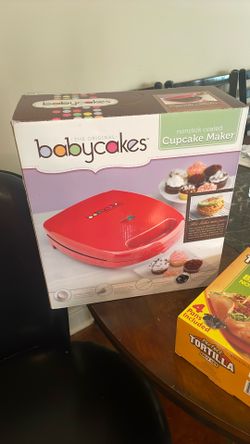Cupcake Maker, Taco Salad Pan, Candy Melting Bowls