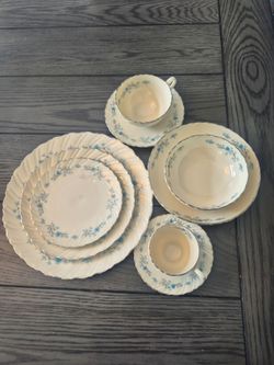 Lennox Chanson China Service for 12